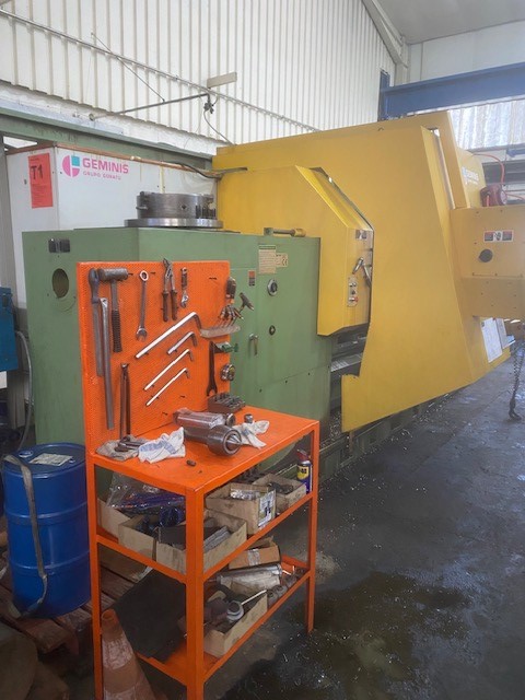 Tour CNC HURCO