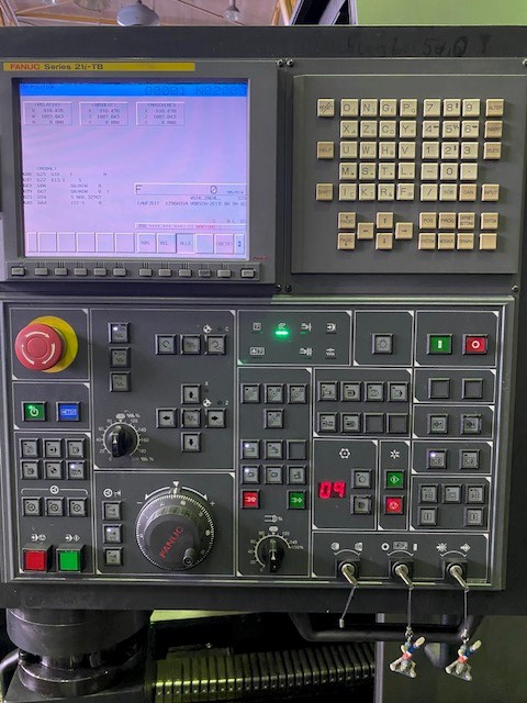 Tour CNC DOOSAN PUMA 700LM
