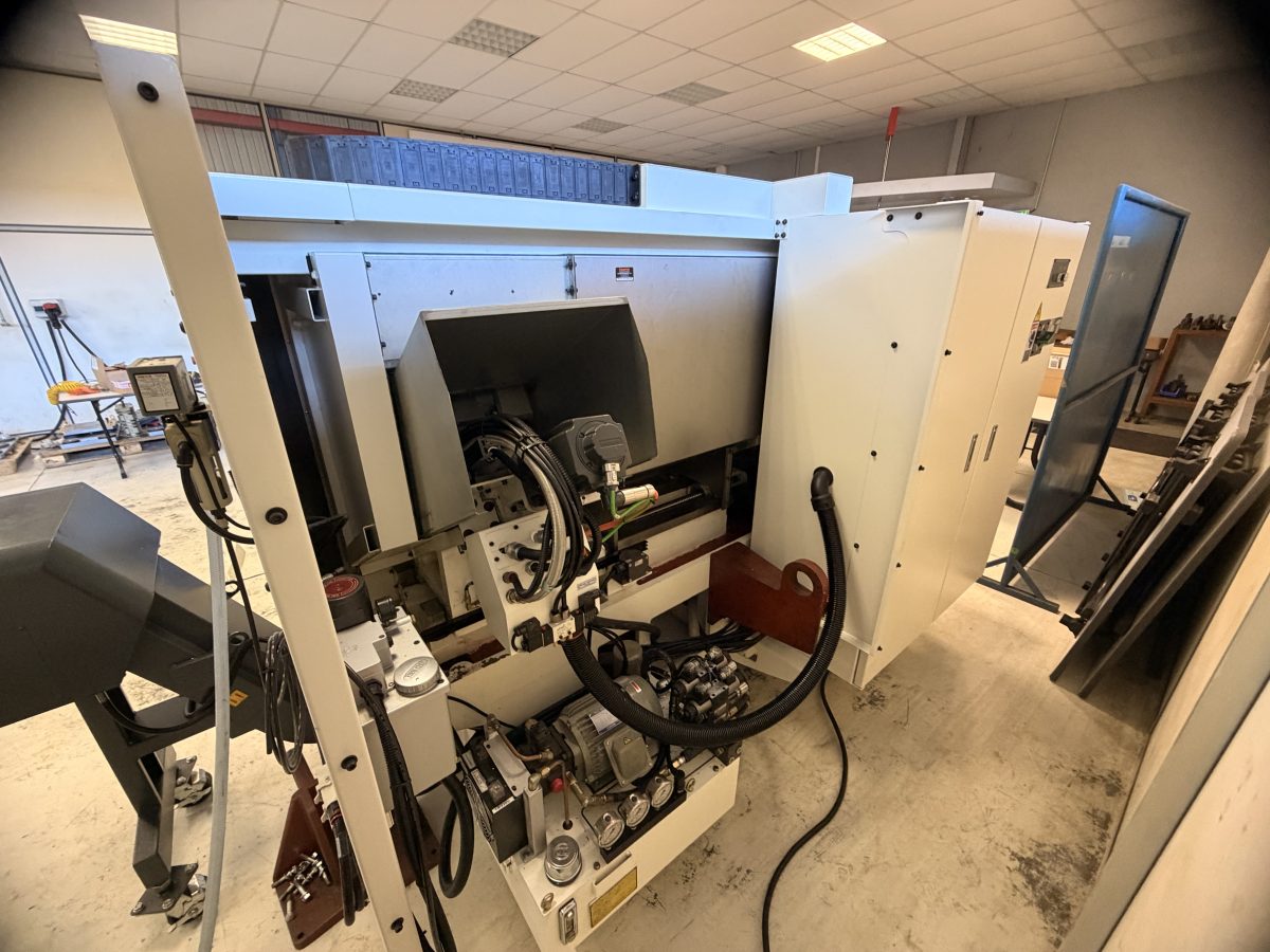 tour CNC Johnford SL-30